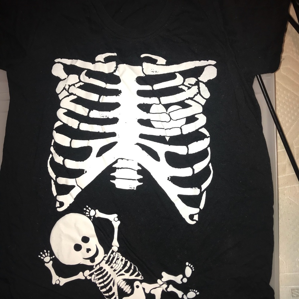 Maternity Cute skeleton Shirt